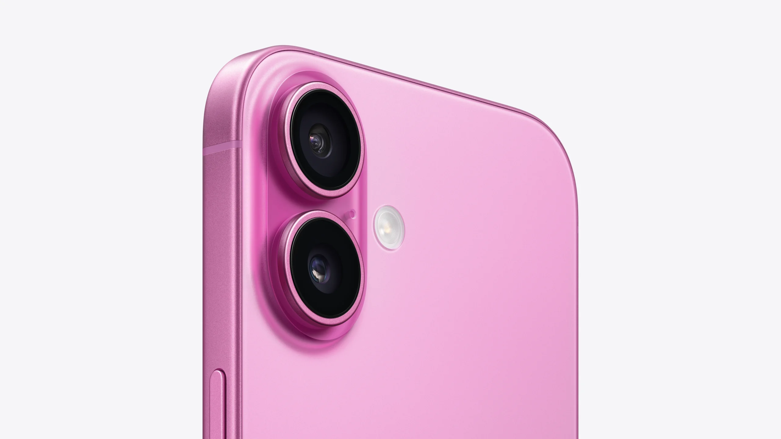 iPhone 16 camera detail
